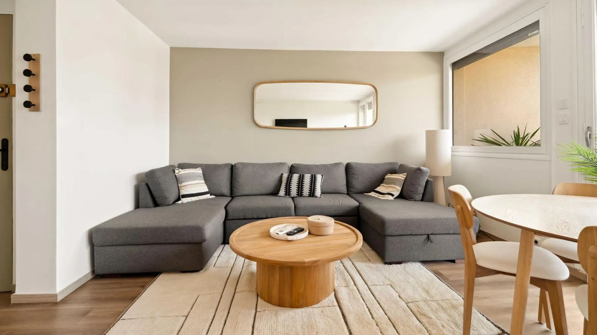 Modern Apartment Sea View -2Br-4P- Saint-Tropez